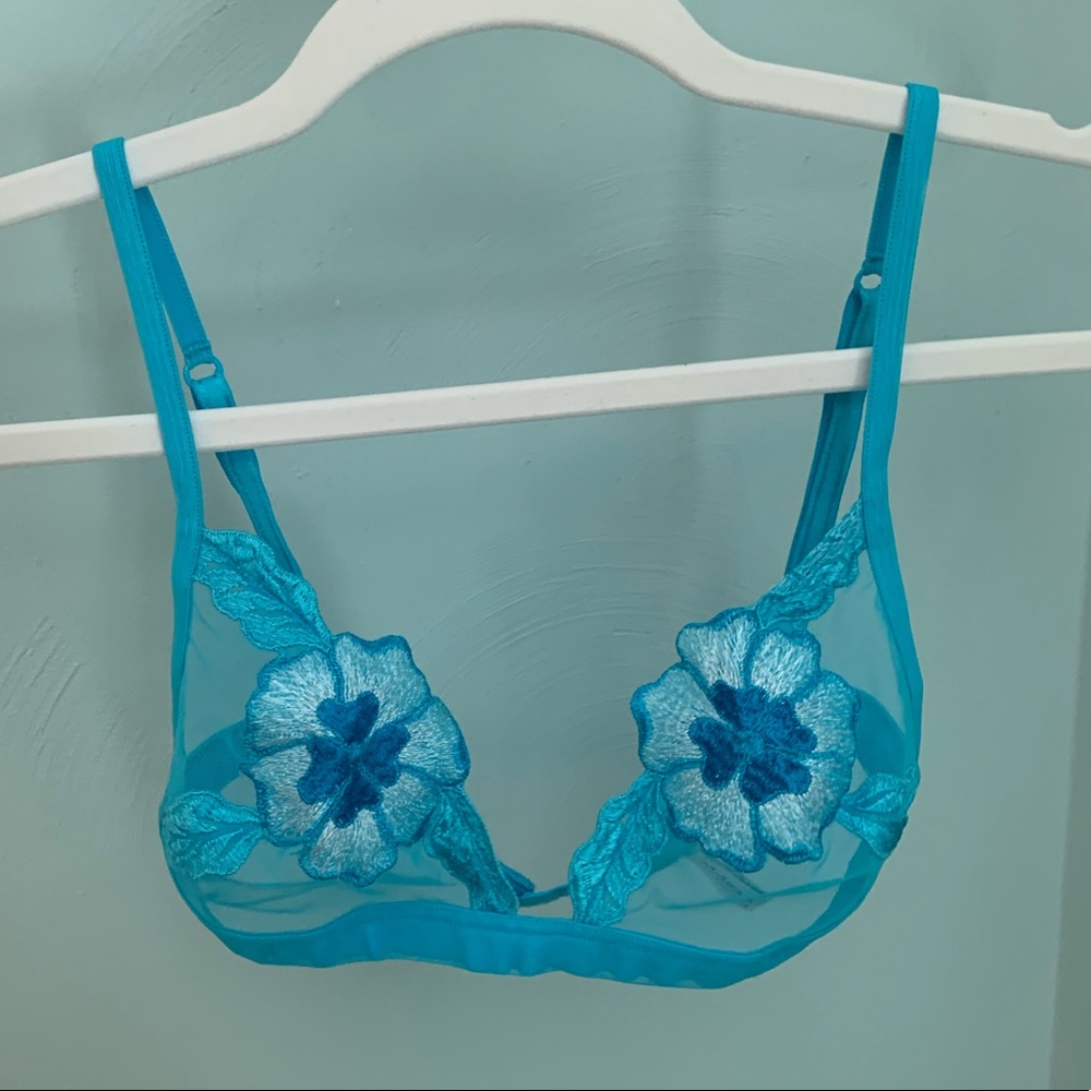 Romantic and Dreamy Authentic Vintage La Perla Blue Mesh Detail Bra
